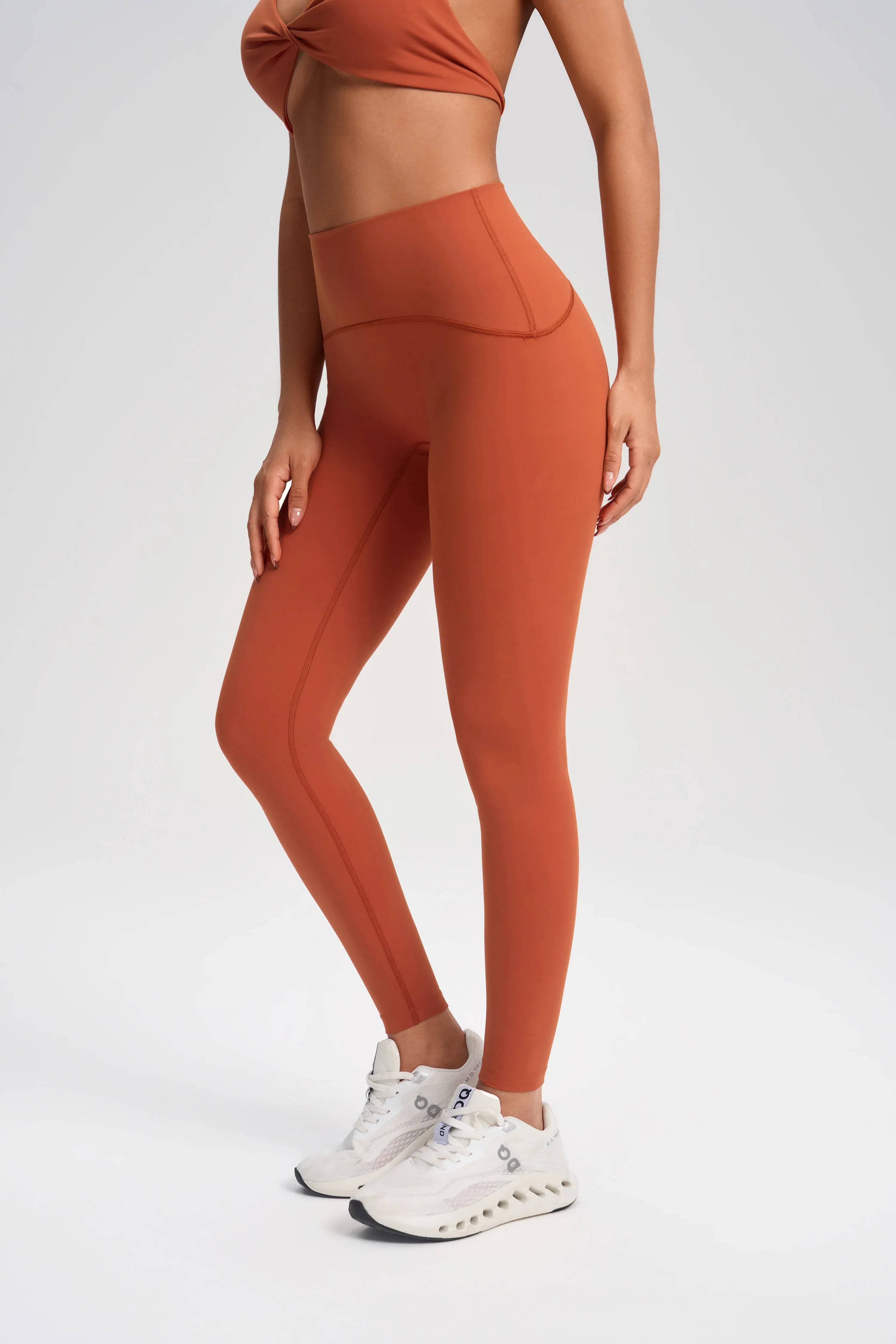 Seamless High-Waist Sculpting Leggings