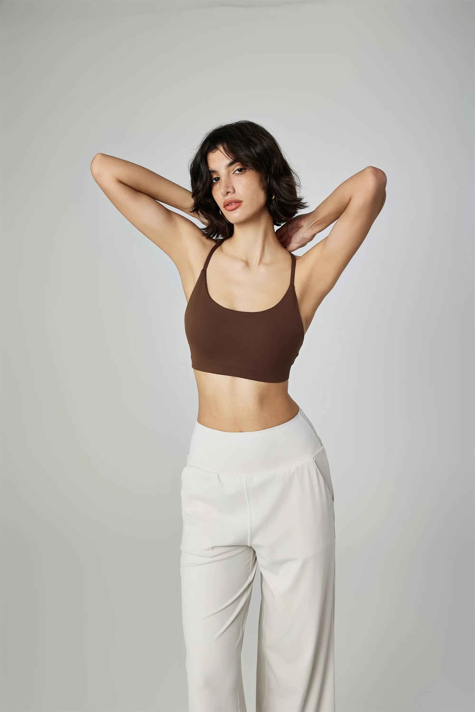 Strappy U-Neck Sports Bra Tank