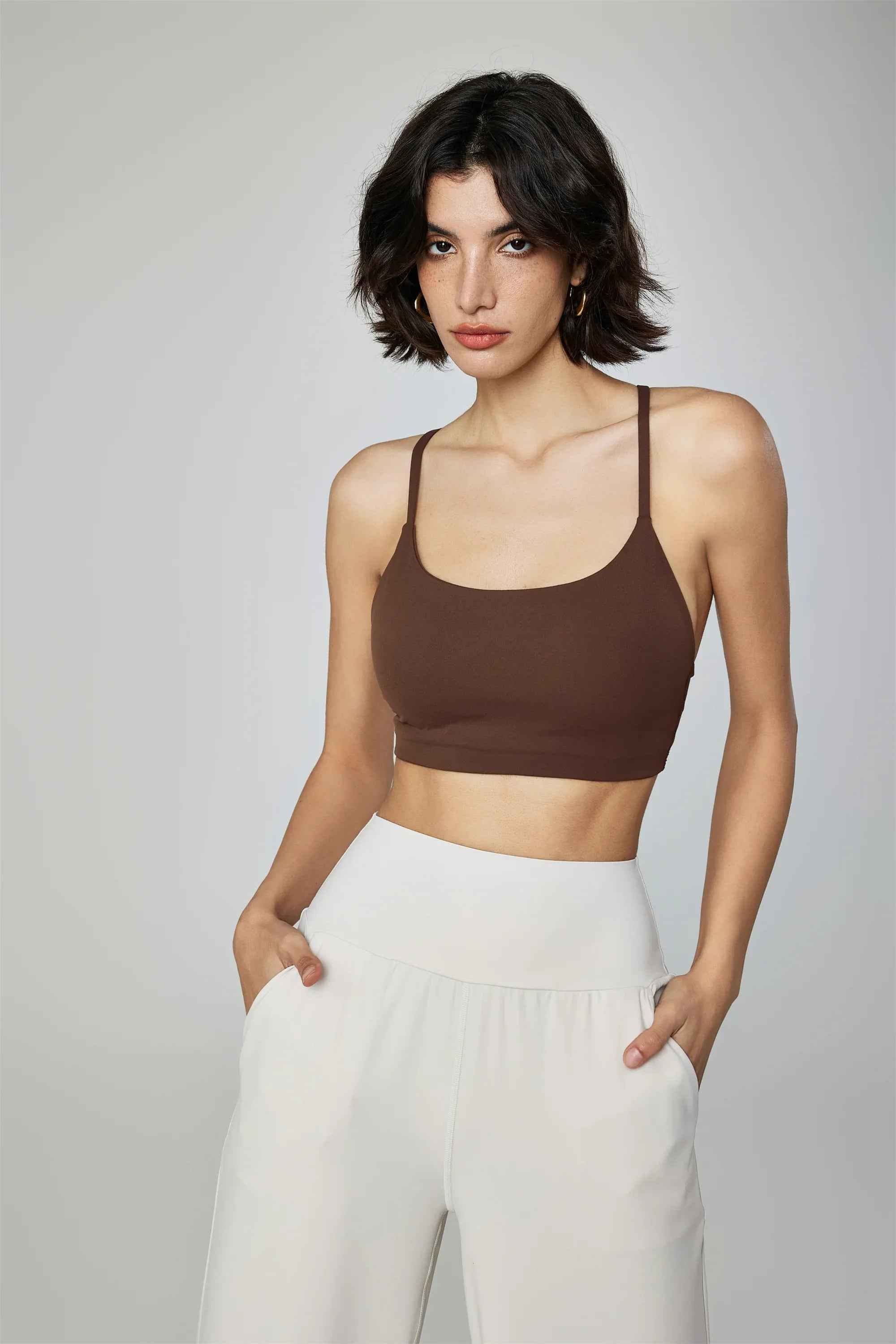 Strappy U-Neck Sports Bra Tank