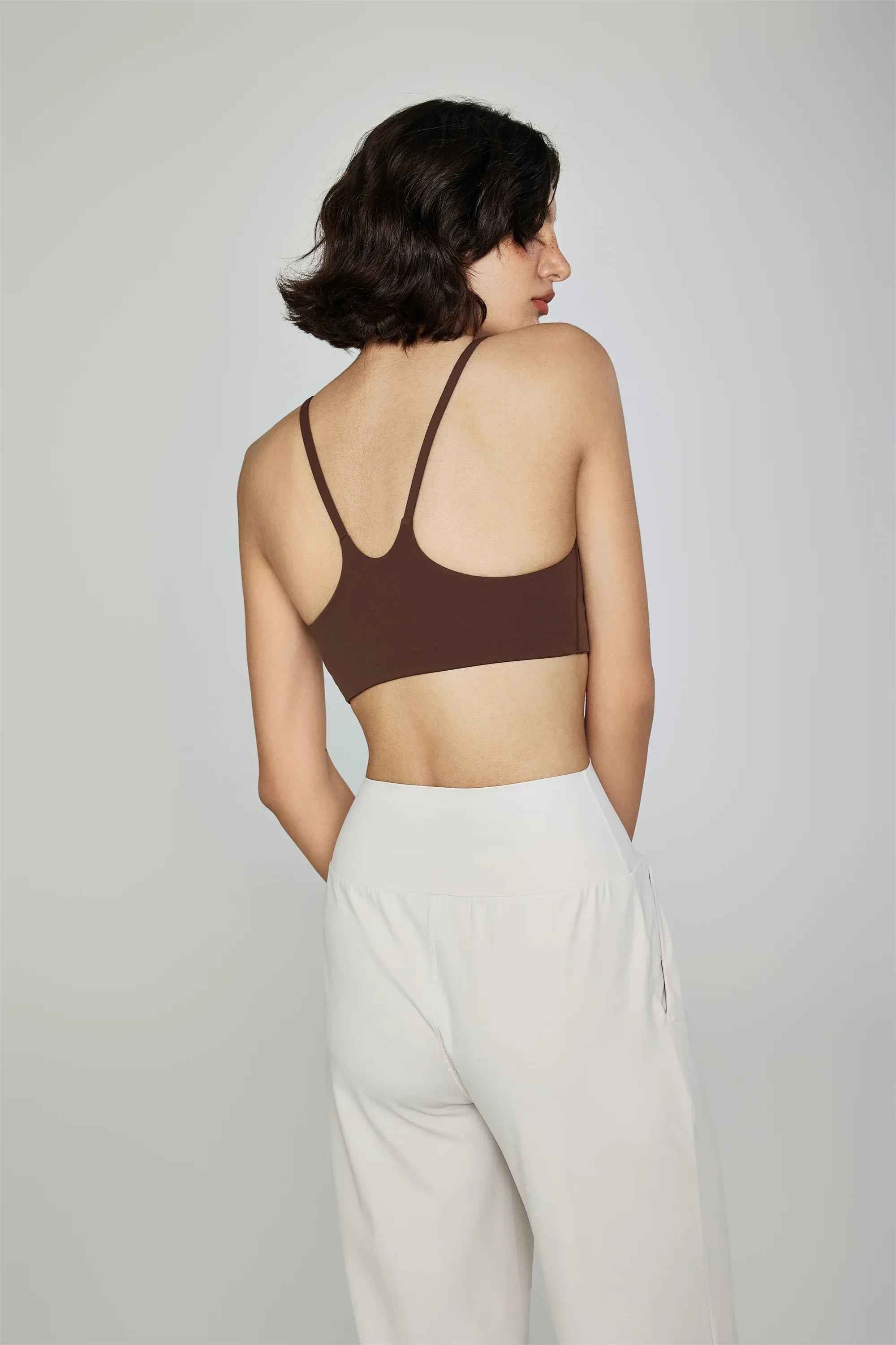 Strappy U-Neck Sports Bra Tank