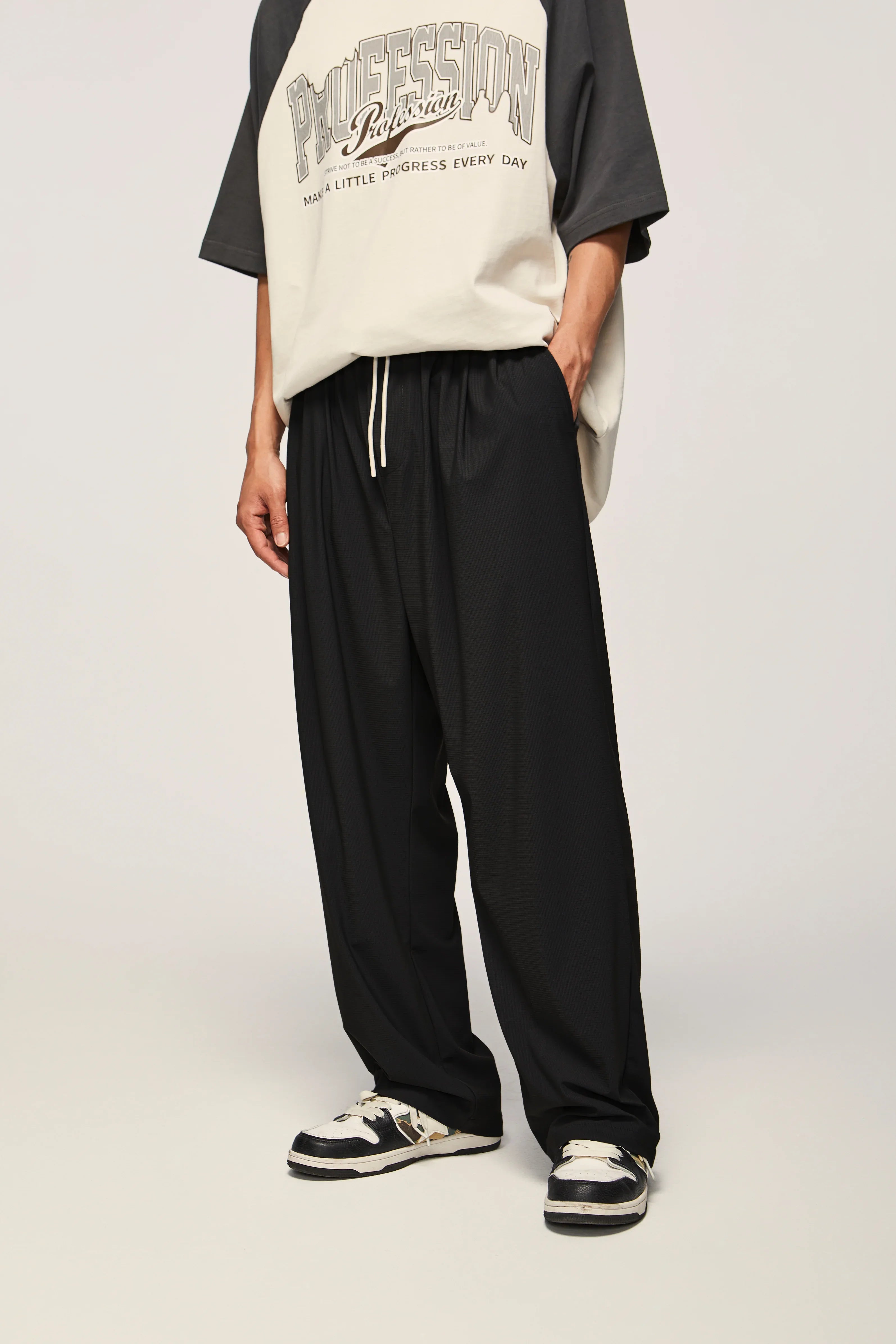 Men’s Cooling Stretch Wide-Leg Pants