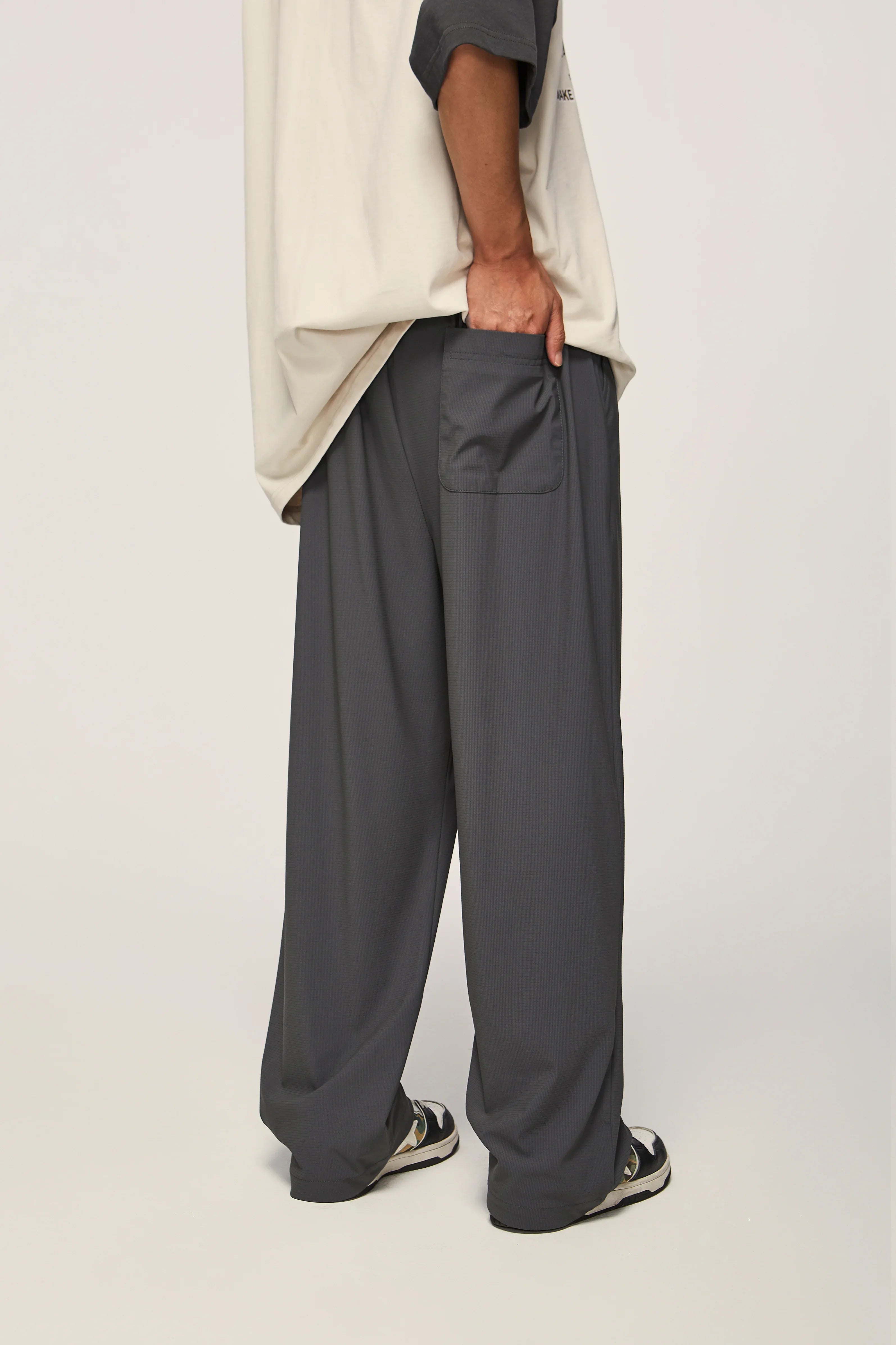 Men’s Cooling Stretch Wide-Leg Pants