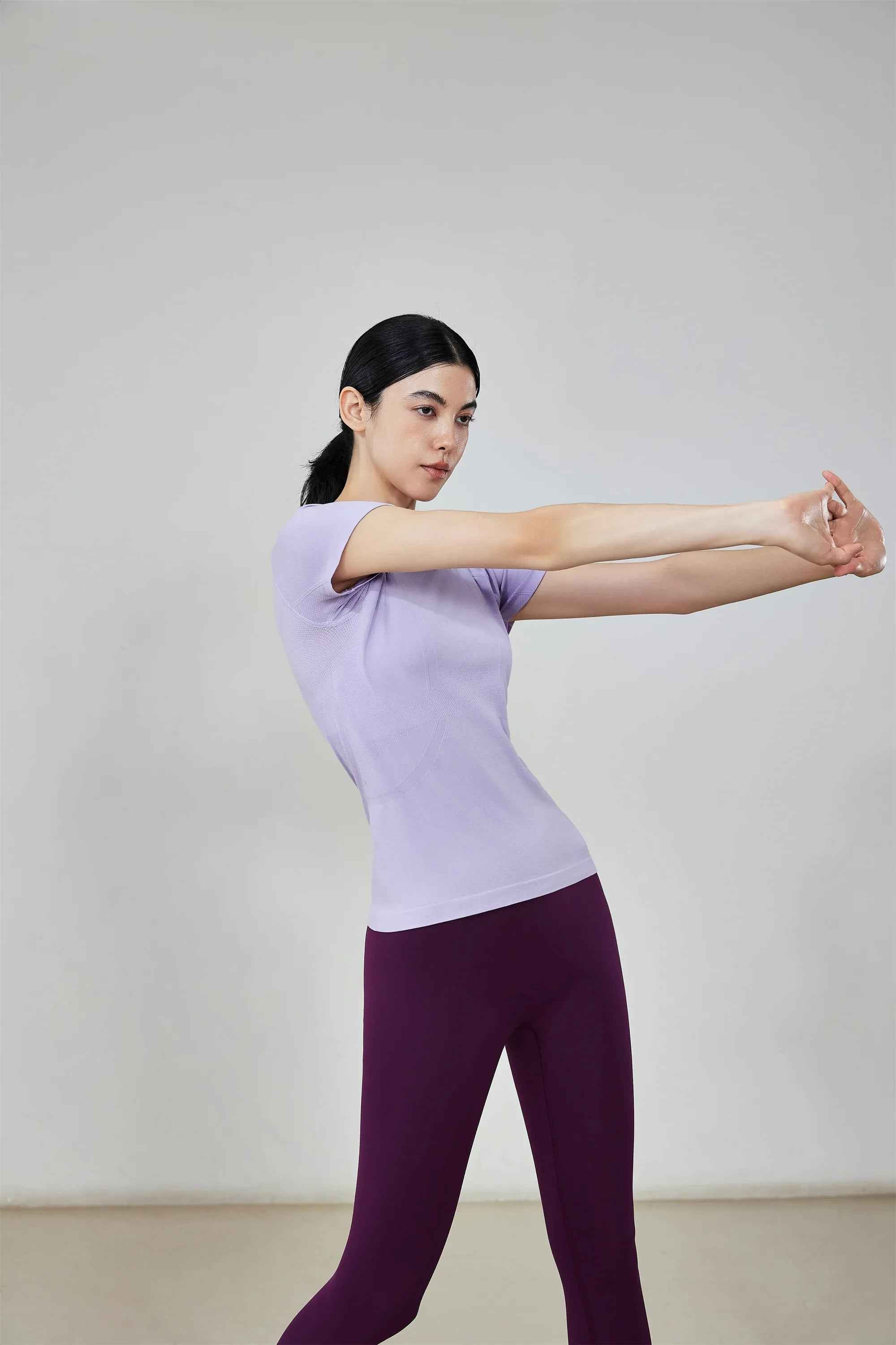 Women’s Seamless Anti-Bacterial Top