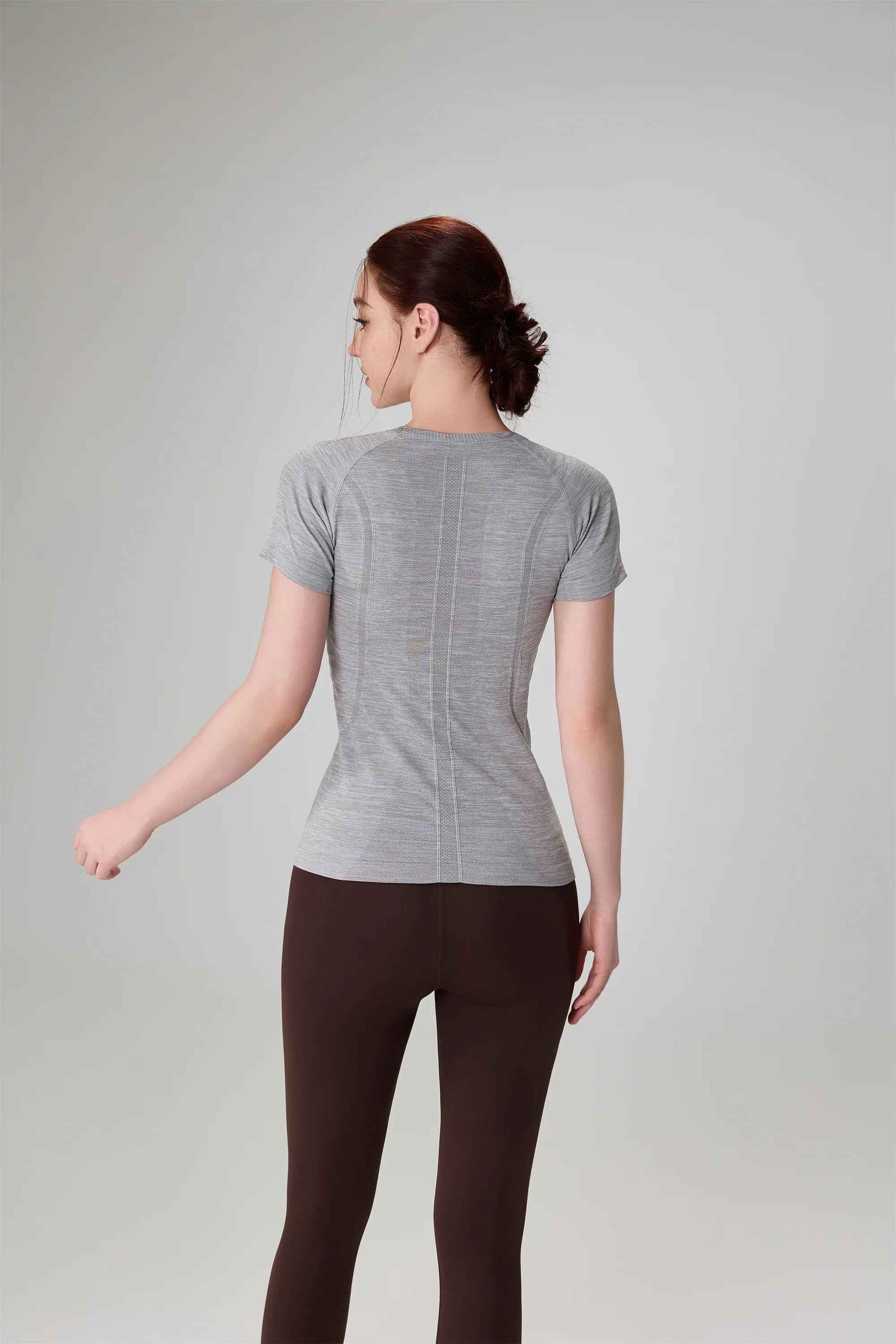 Women’s Seamless Anti-Bacterial Top
