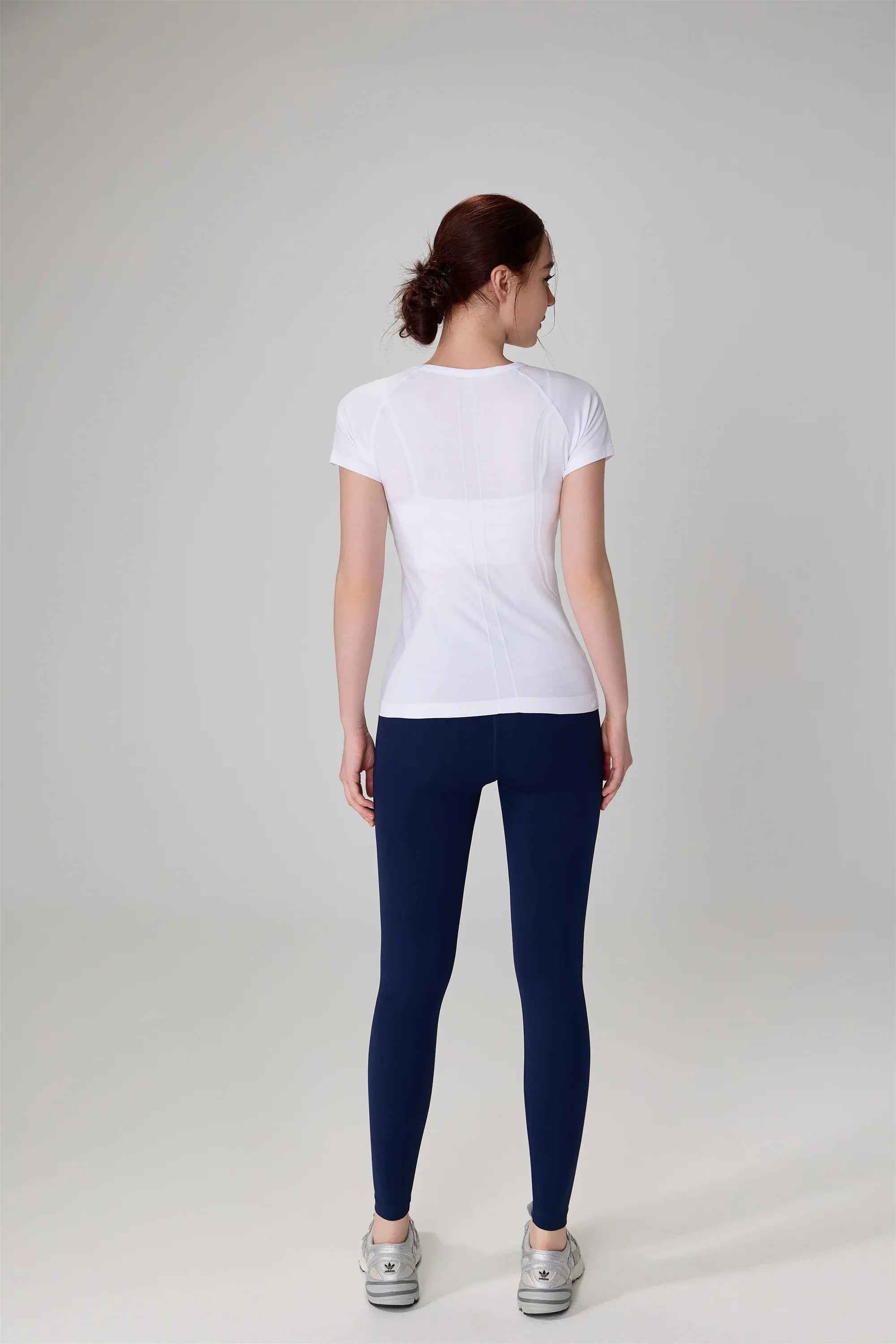 Women’s Seamless Anti-Bacterial Top