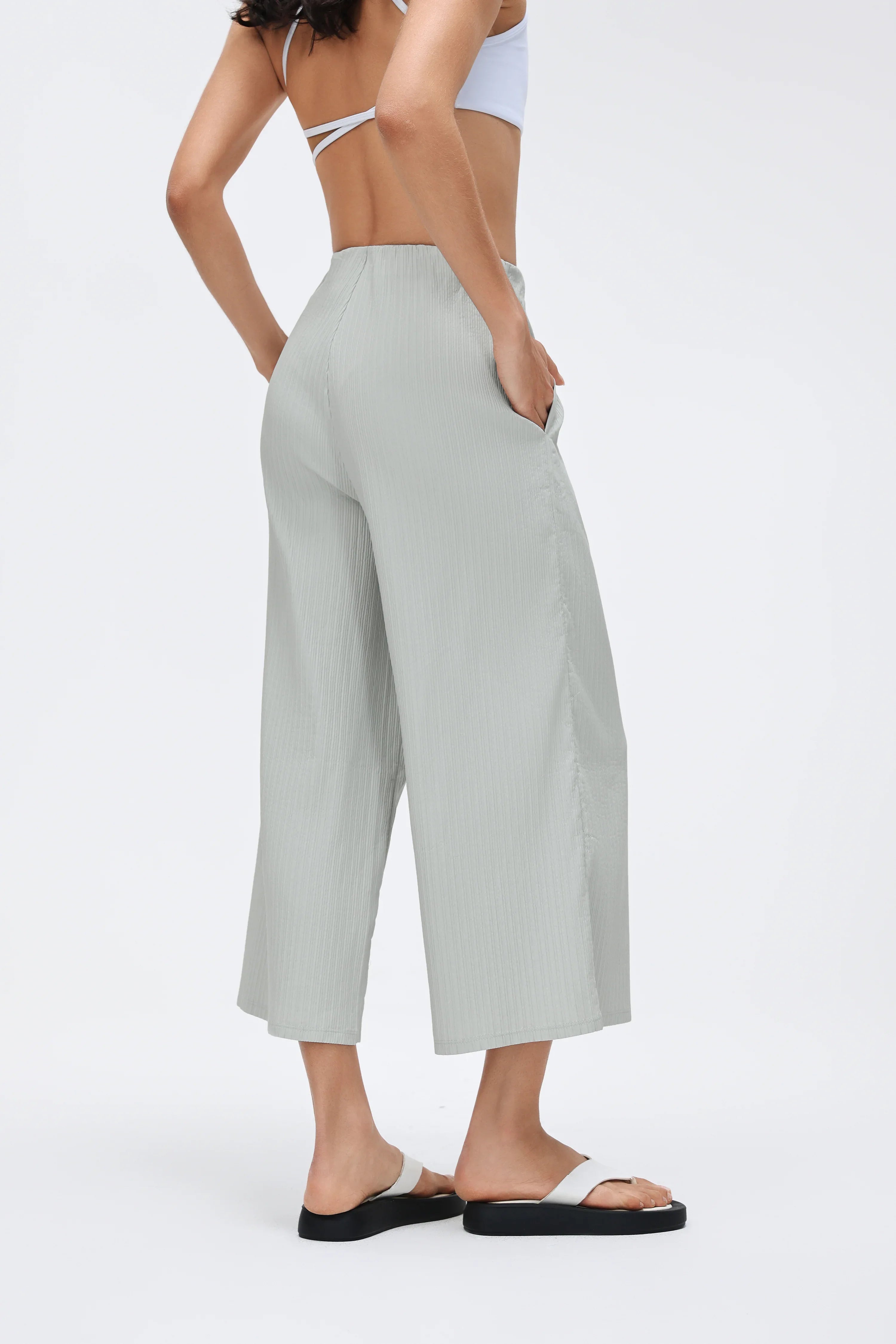 High-Waist Wide-Leg Cropped Sweatpants