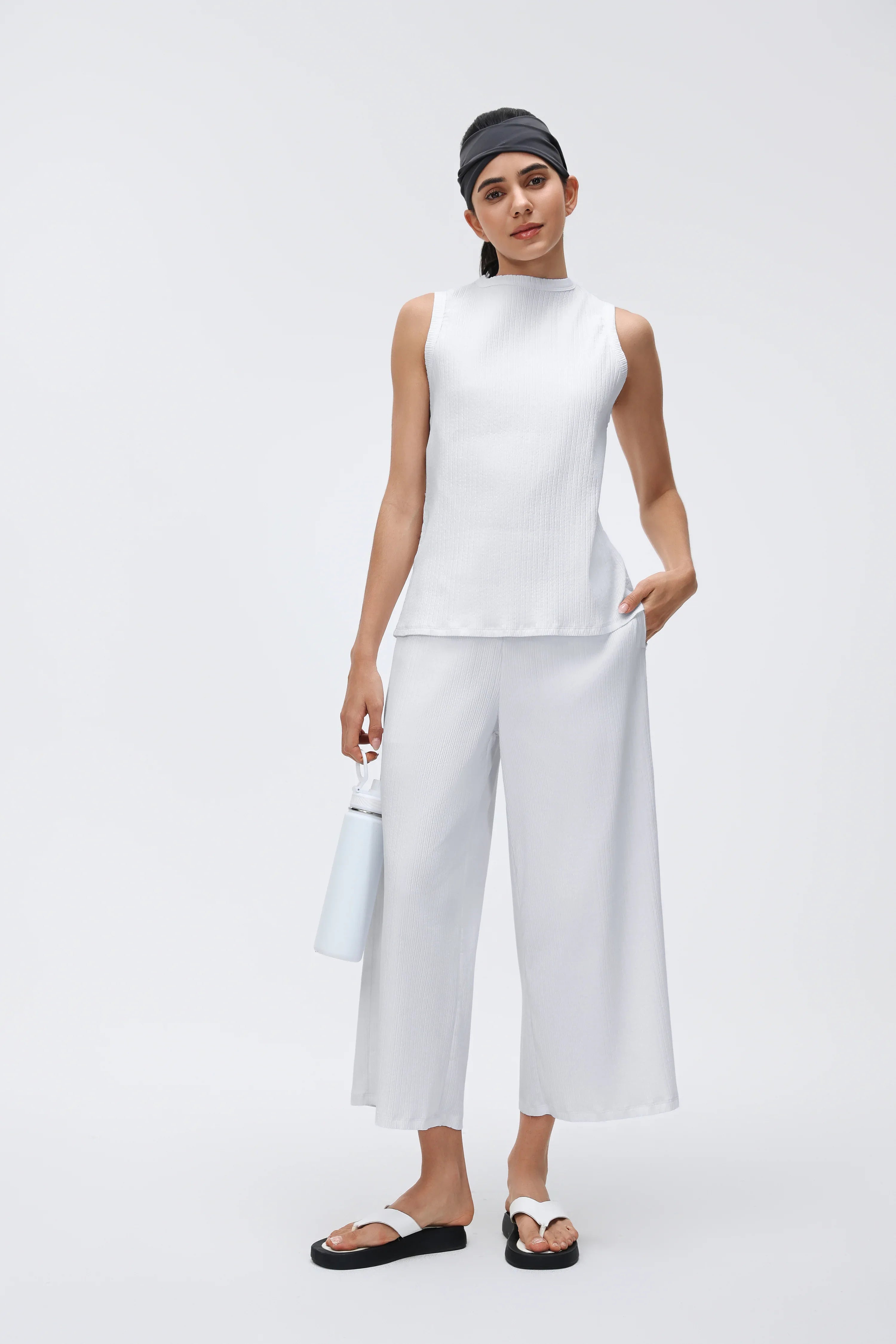 High-Waist Wide-Leg Cropped Sweatpants