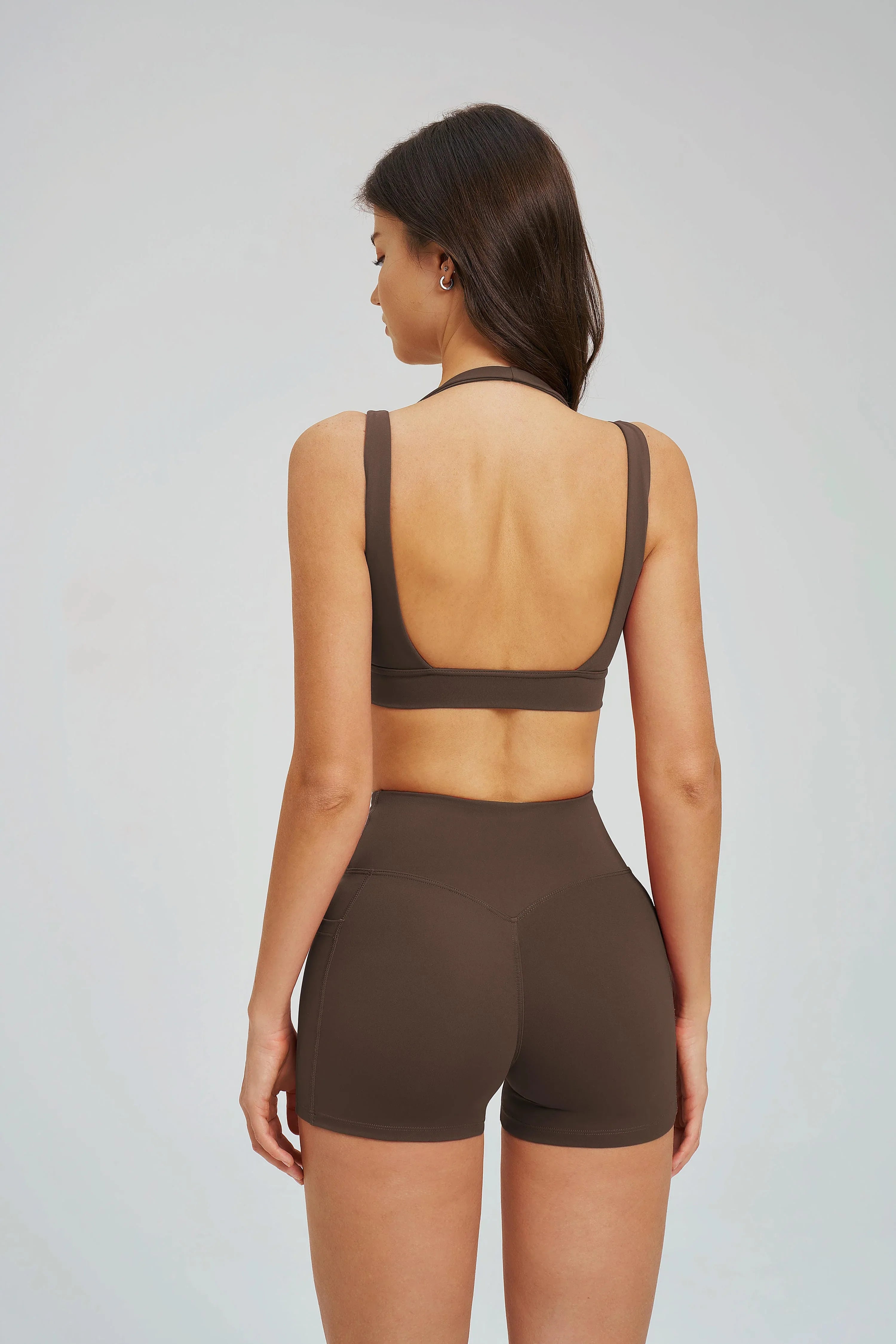 Square-Neck Backless Sports Bra