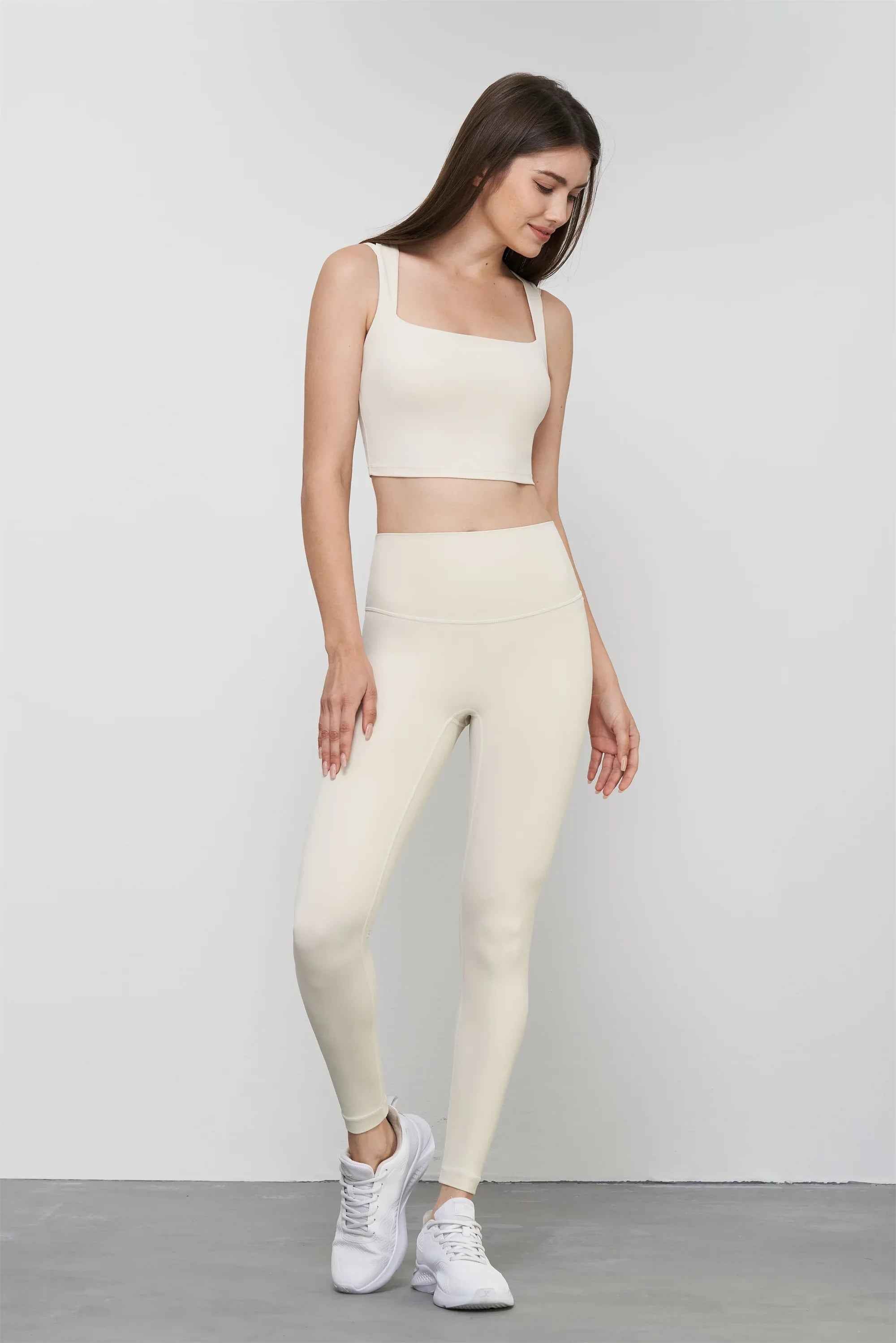 Bare-Feel Cross-Back Yoga Sports Bra