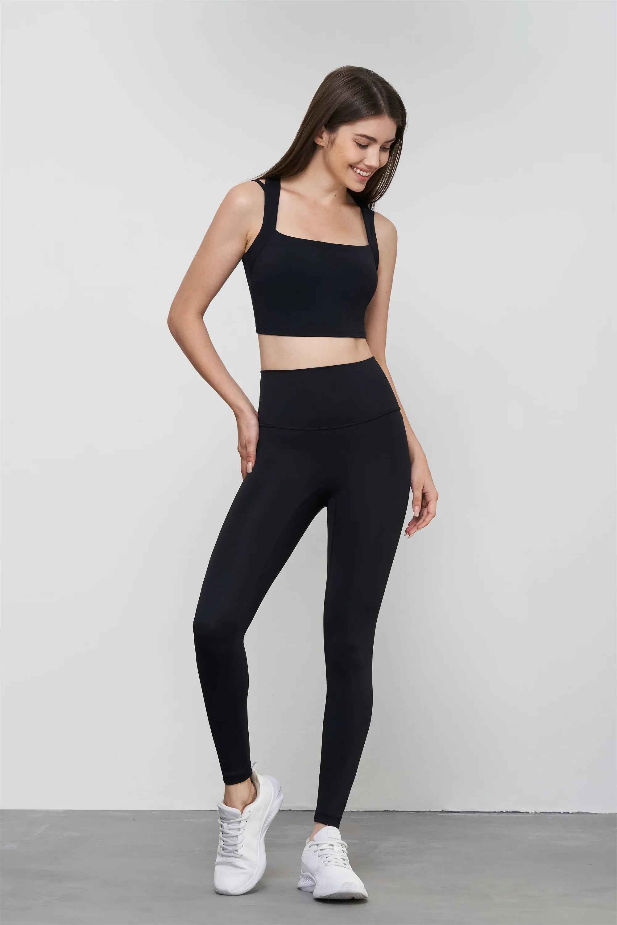 Bare-Feel Cross-Back Yoga Sports Bra