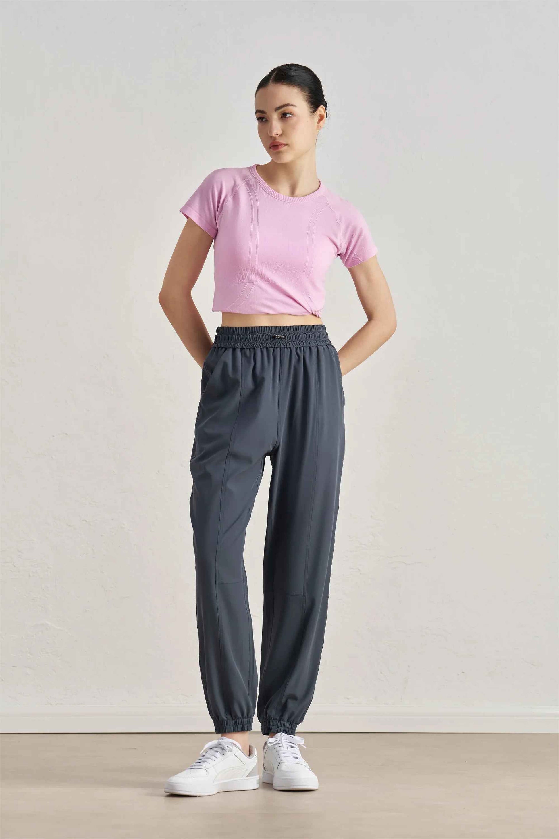 Women’s Seamless Anti-Bacterial Top