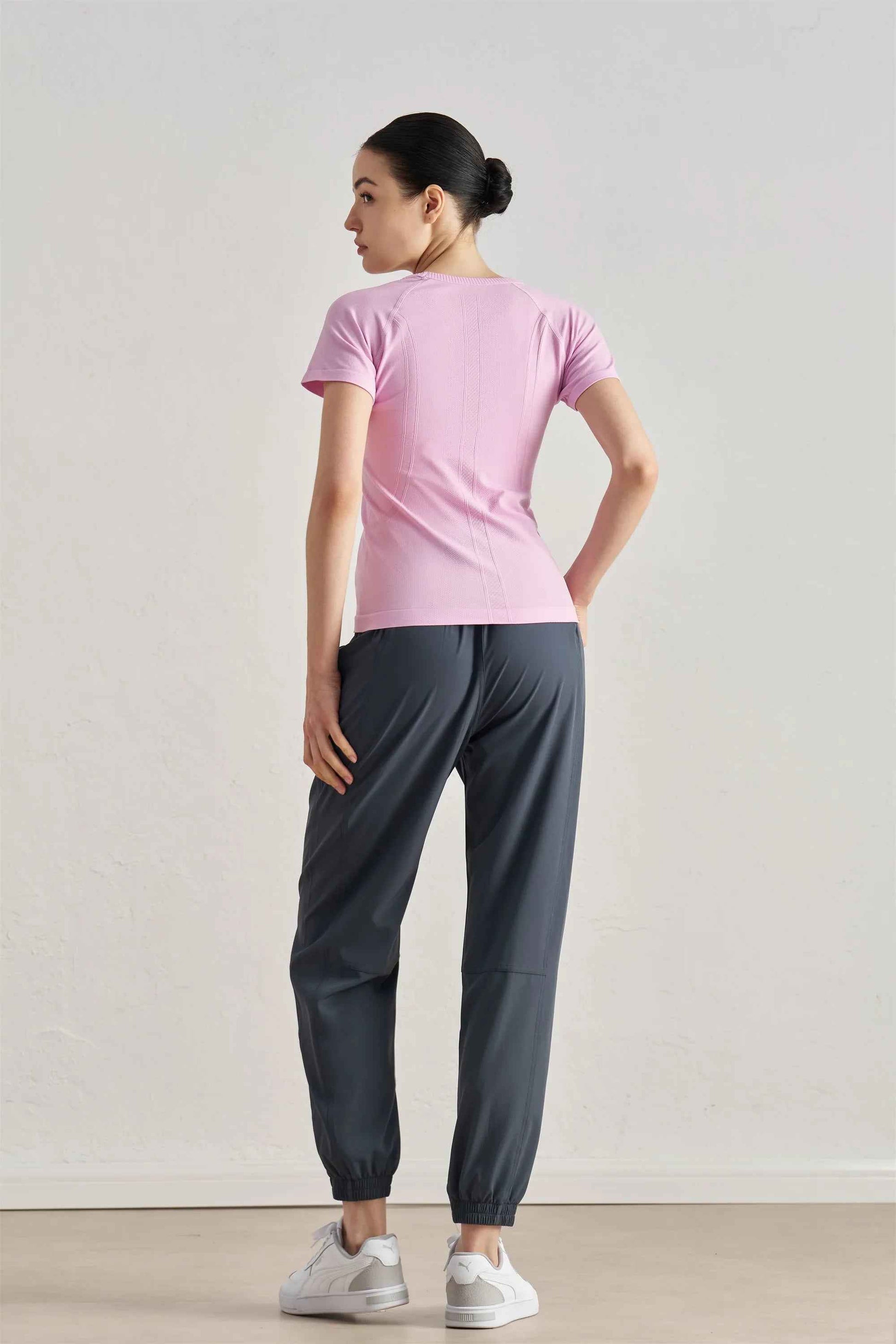 Women’s Seamless Anti-Bacterial Top