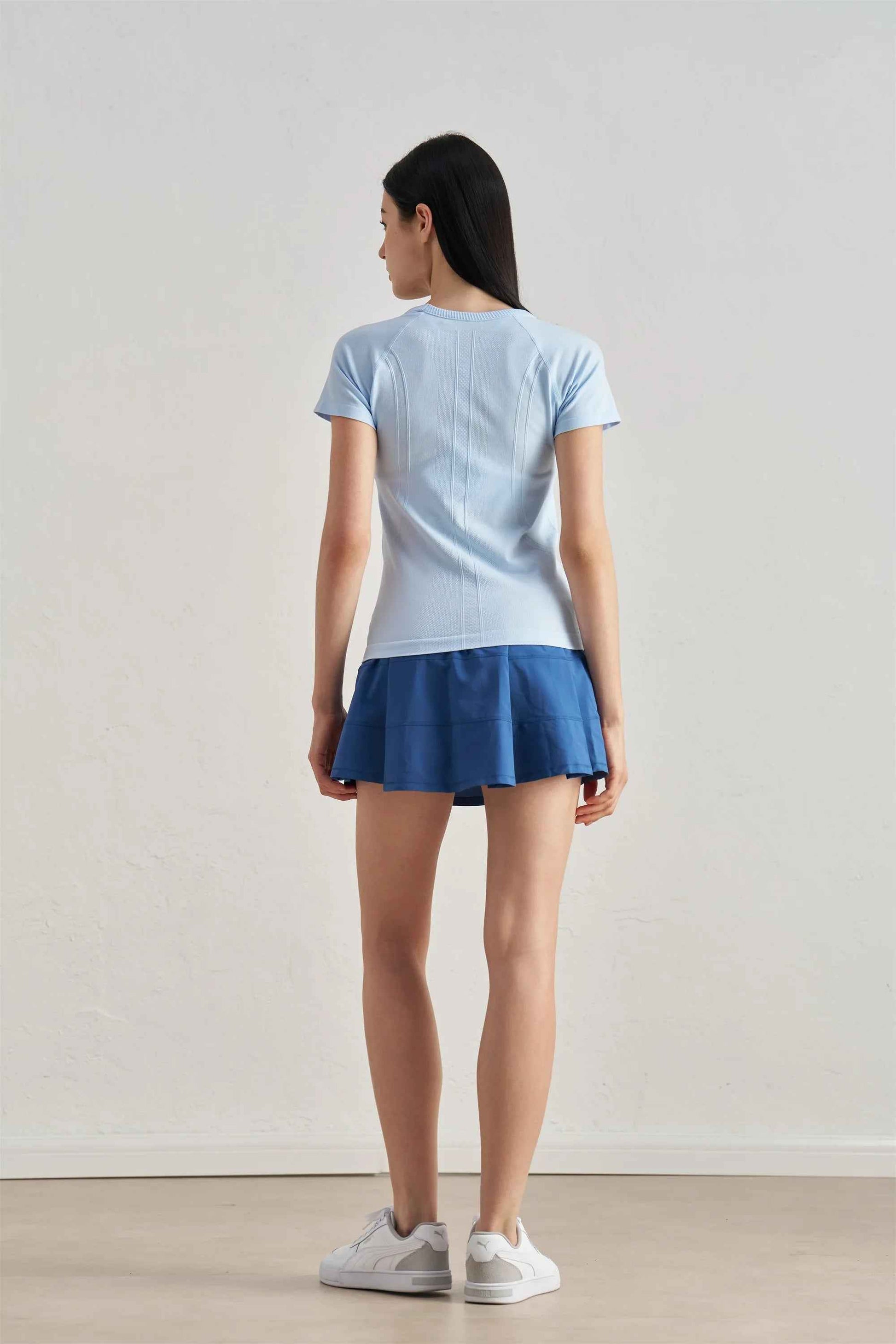 Women’s Seamless Anti-Bacterial Top