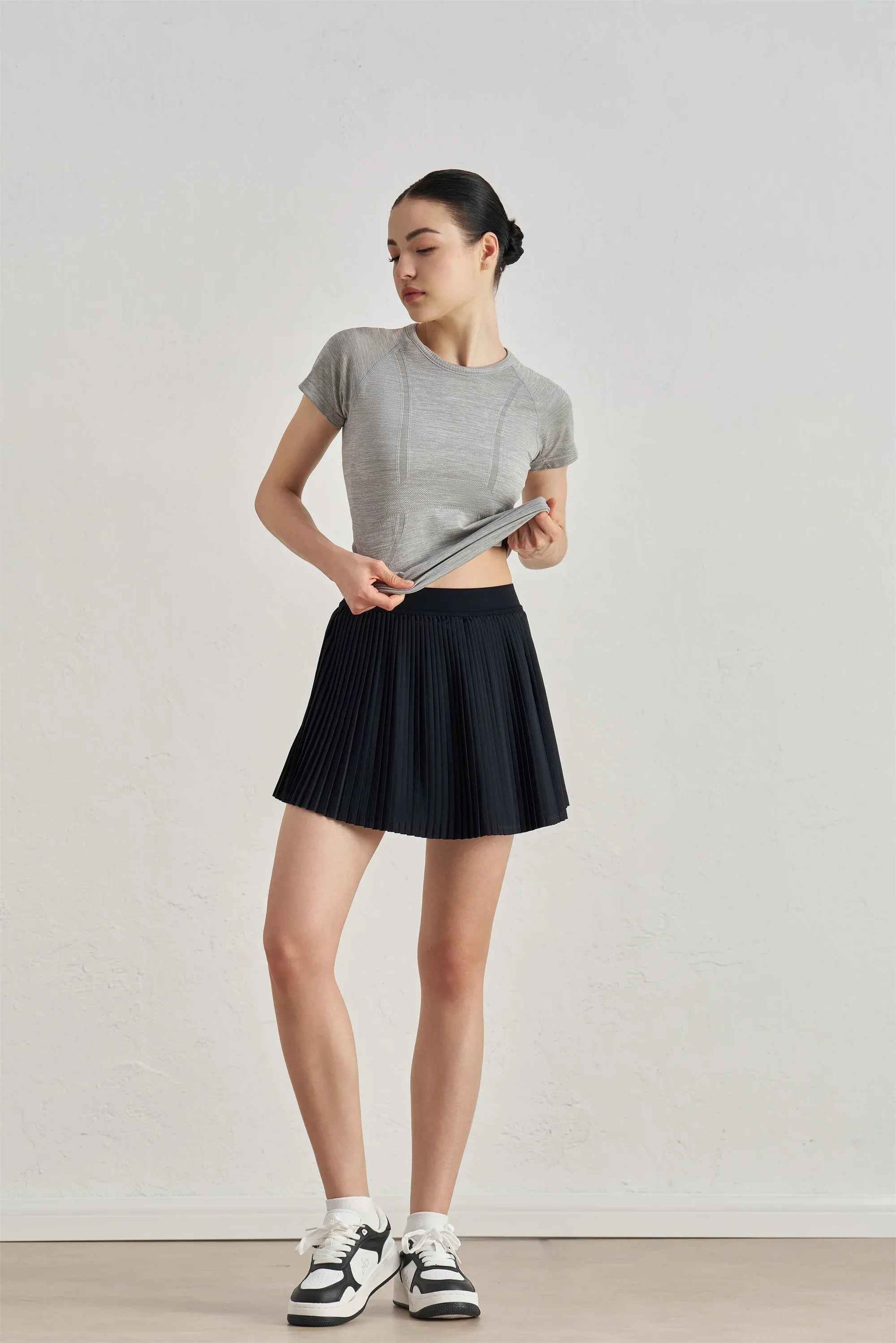 Women’s Seamless Anti-Bacterial Top