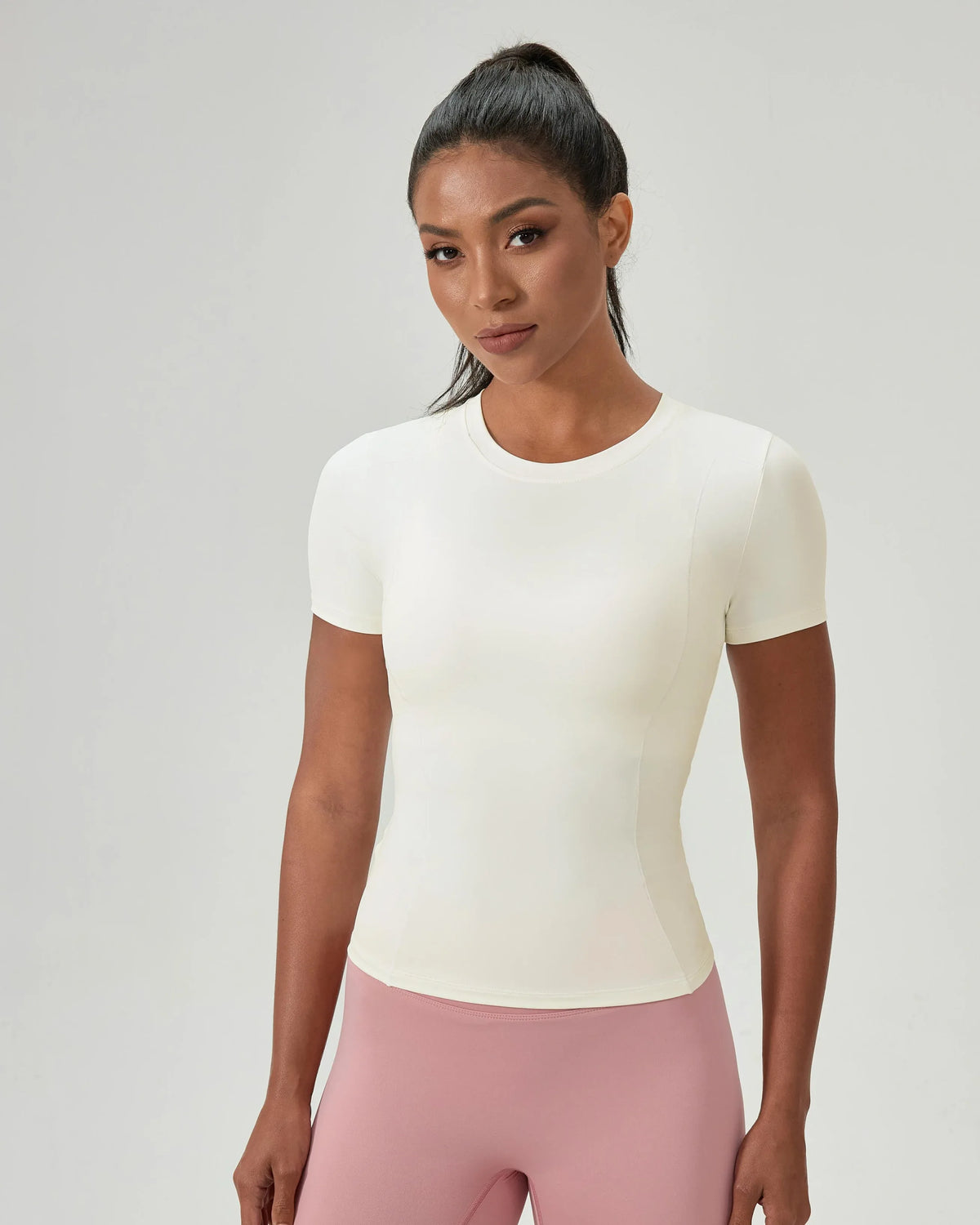 Scoop-Neck Seamless Crop Tee