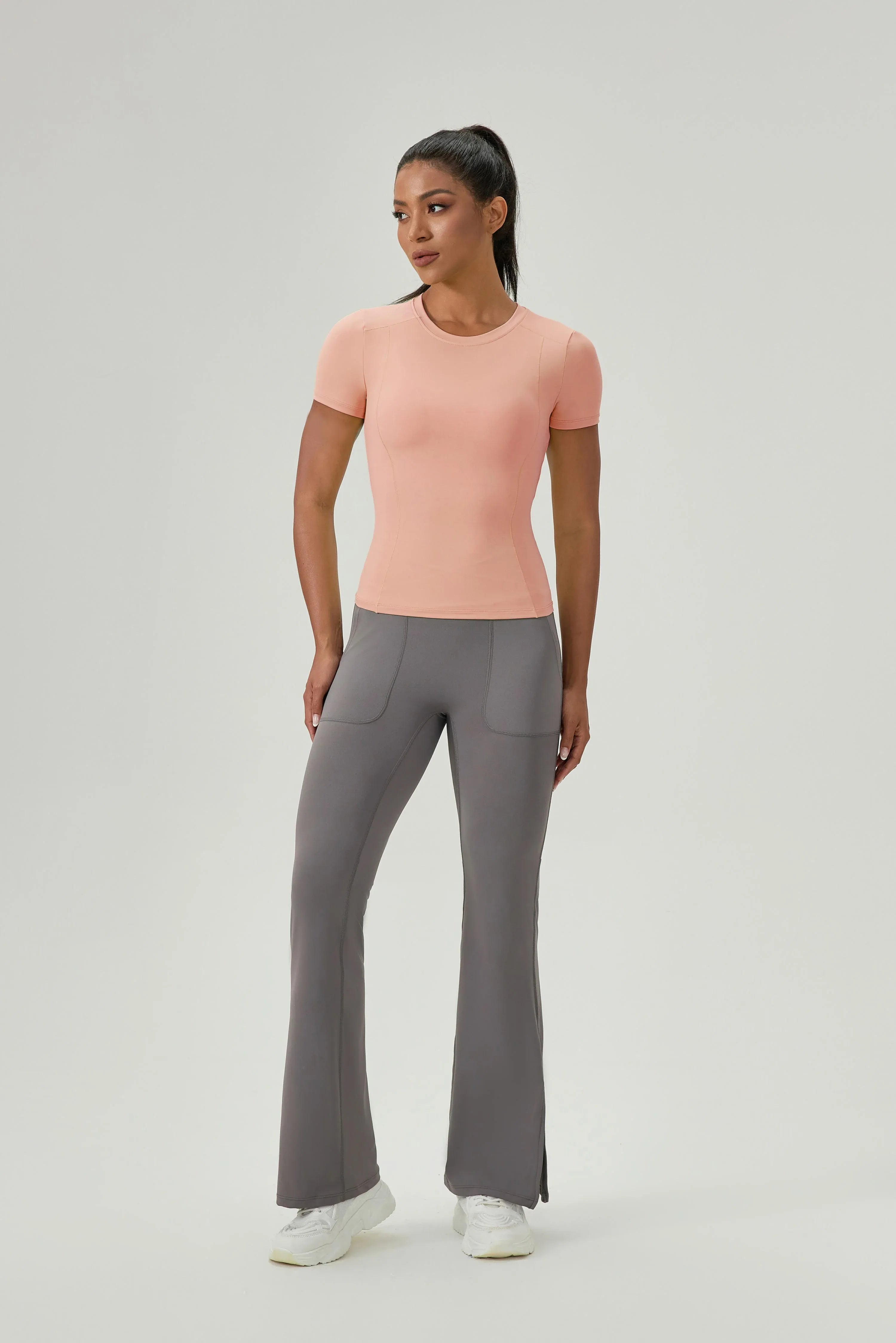 Scoop-Neck Seamless Crop Tee