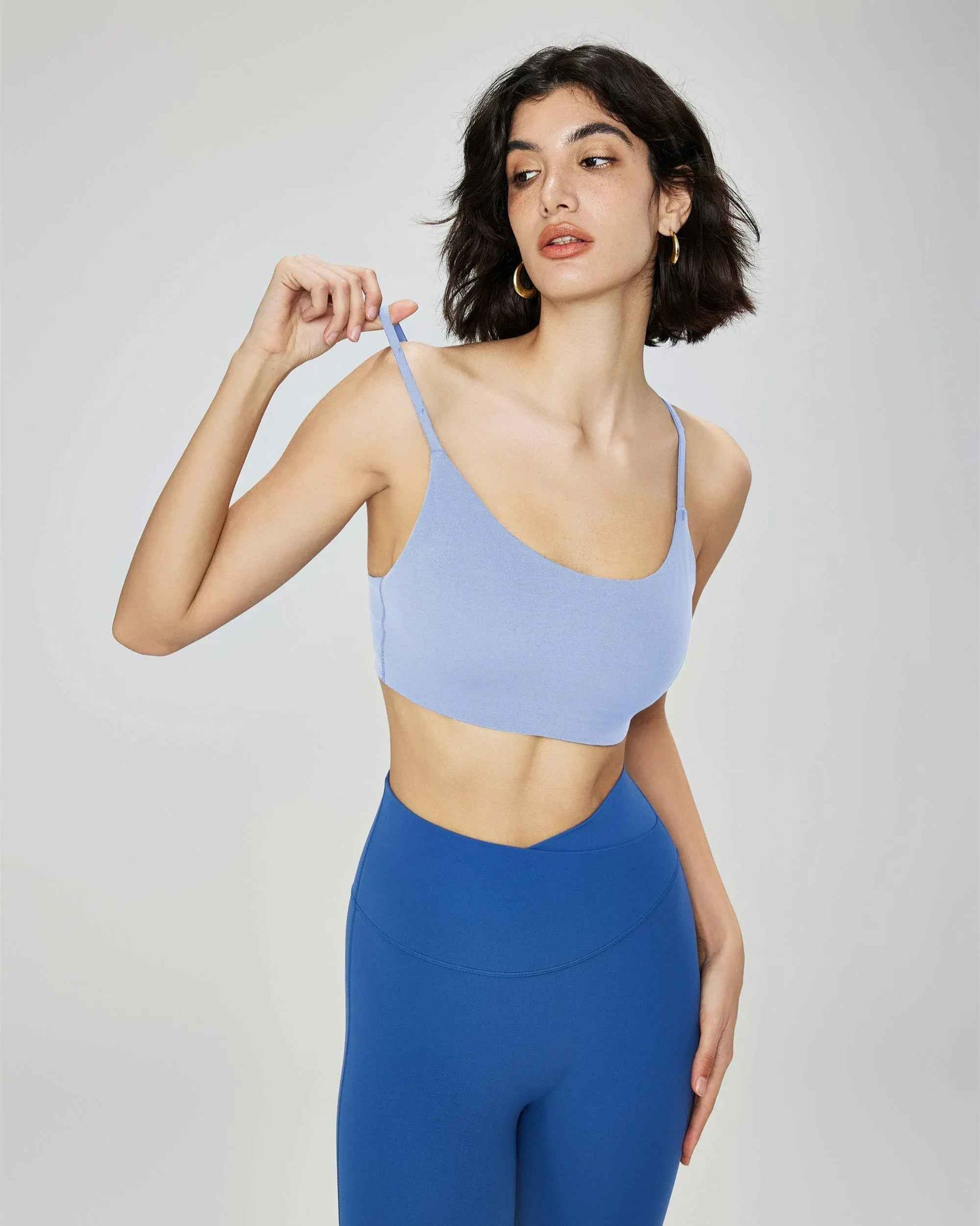 Strappy U-Neck Sports Bra Tank