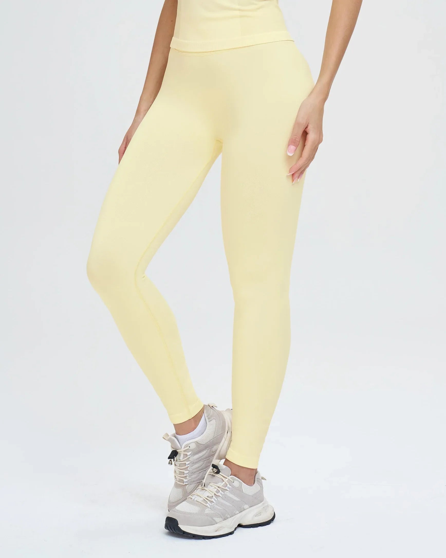 Seamless High-Waist Scrunch Leggings